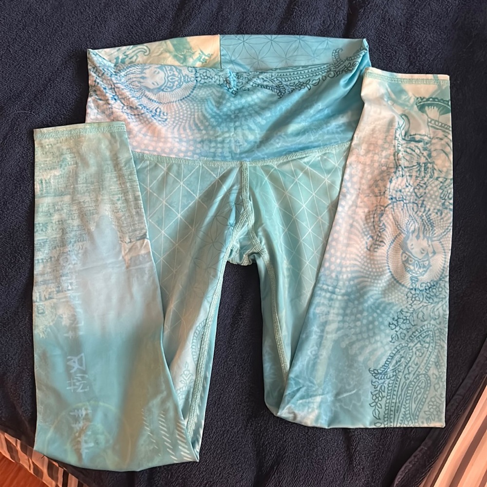 Teeki Ganesh yoga pants